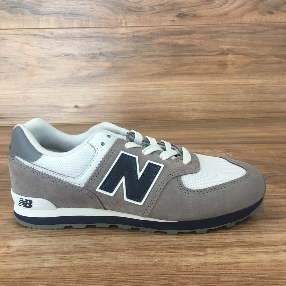 <SOLD>New Balance 574 Core Plus Boys New - Picture 4 of 6